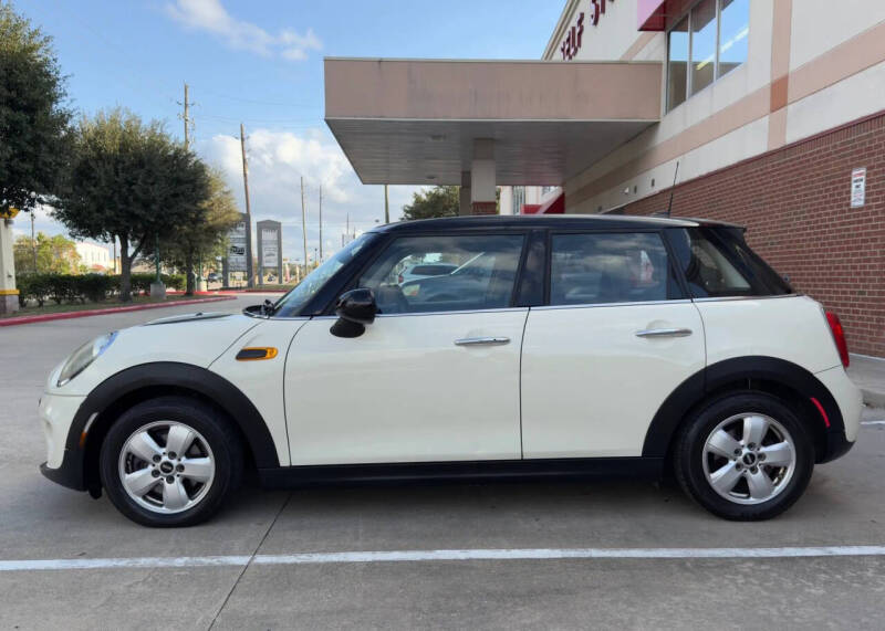 2016 MINI Hardtop 4 Door Cooper