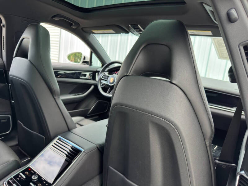 2021 Porsche Panamera 4S E-Hybrid