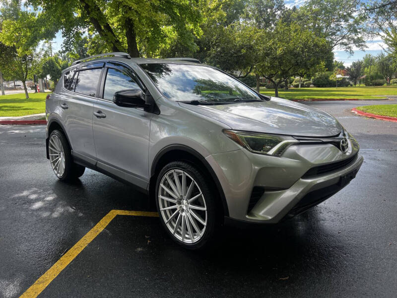 2016 Toyota RAV4 LE