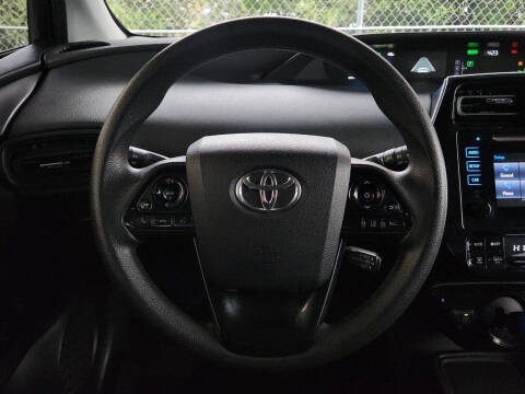 2019 Toyota Prius LE