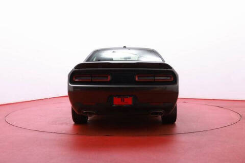 2022 Dodge Challenger SXT