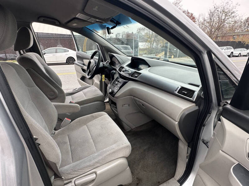 2011 Honda Odyssey LX