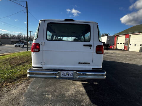 1999 Dodge Ram Van 3500 Maxi