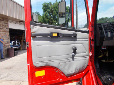 1999 Freightliner FL60