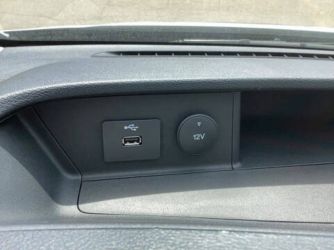 2025 Ford Transit 250