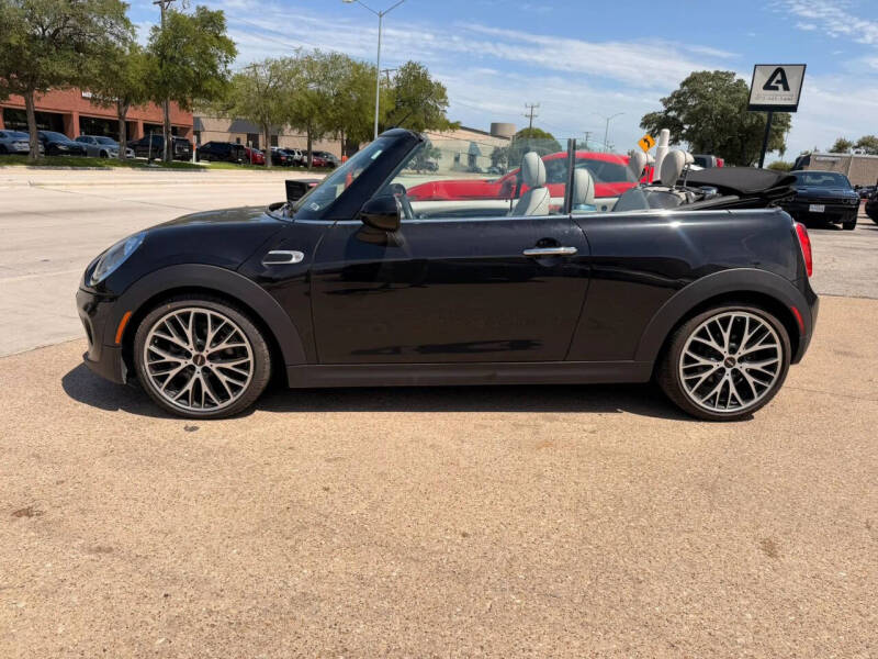 2017 MINI Convertible Cooper