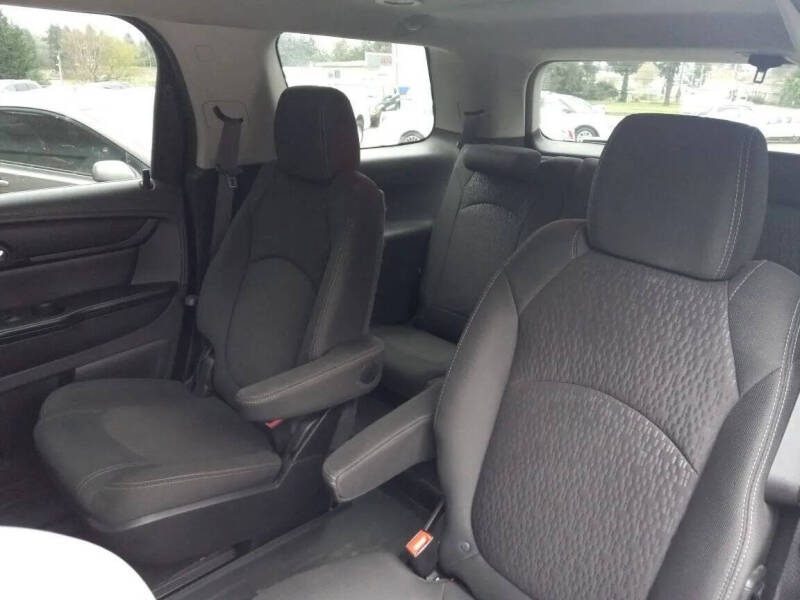 2013 GMC Acadia SLE-2