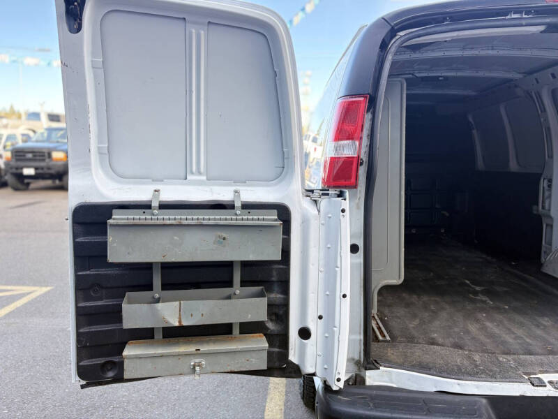 2021 Chevrolet Express 2500