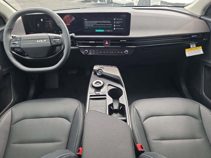 2026 Kia EV6 Wind