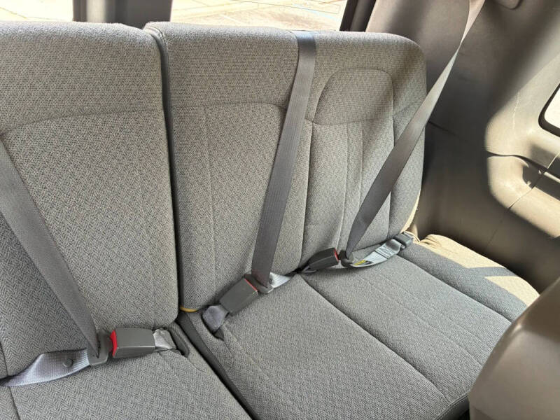 2017 GMC Savana LT 3500