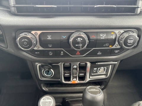 2025 Jeep Gladiator Sport