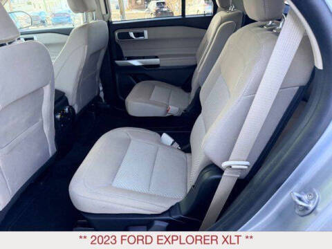 2023 Ford Explorer XLT