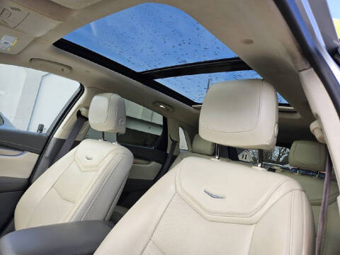 2018 Cadillac XT5 Luxury