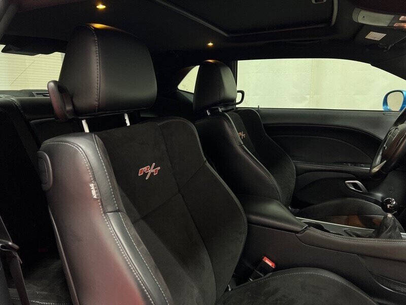 2016 Dodge Challenger R/T Plus