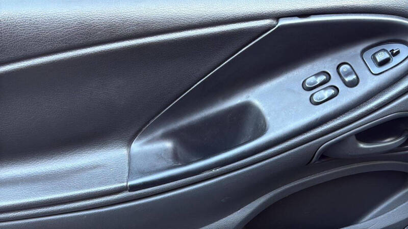 2003 Ford Mustang Mach 1 Premium