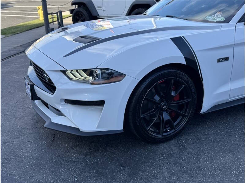 2020 Ford Mustang
