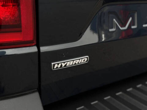 2023 Ford Maverick Lariat