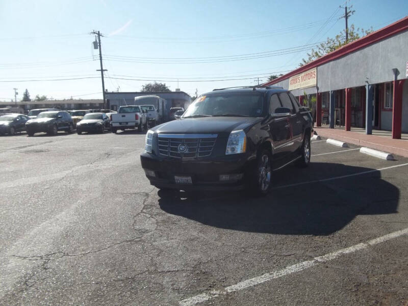 2007 Cadillac Escalade EXT Base photo 14