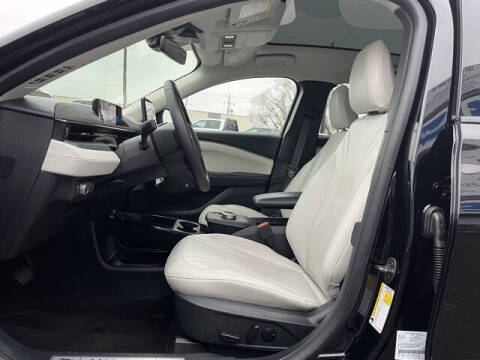 2022 Ford Mustang Mach-E Premium