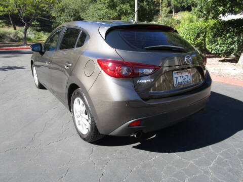 2015 Mazda MAZDA3 i Touring