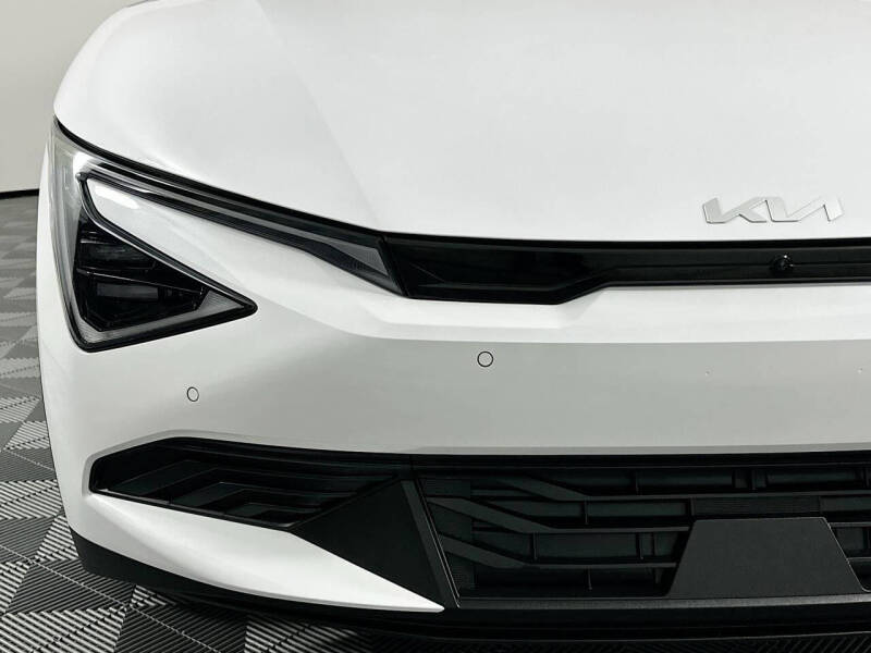2025 Kia EV6 Light Long Range