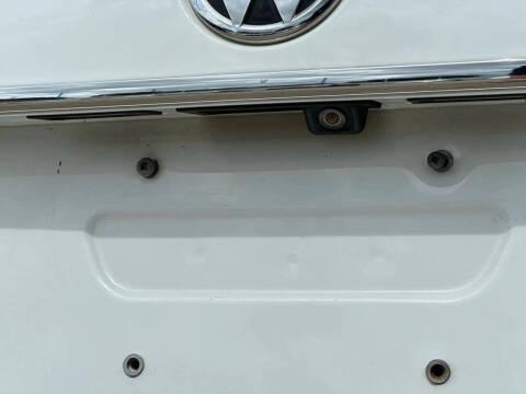 2017 Volkswagen Passat 1.8T SE