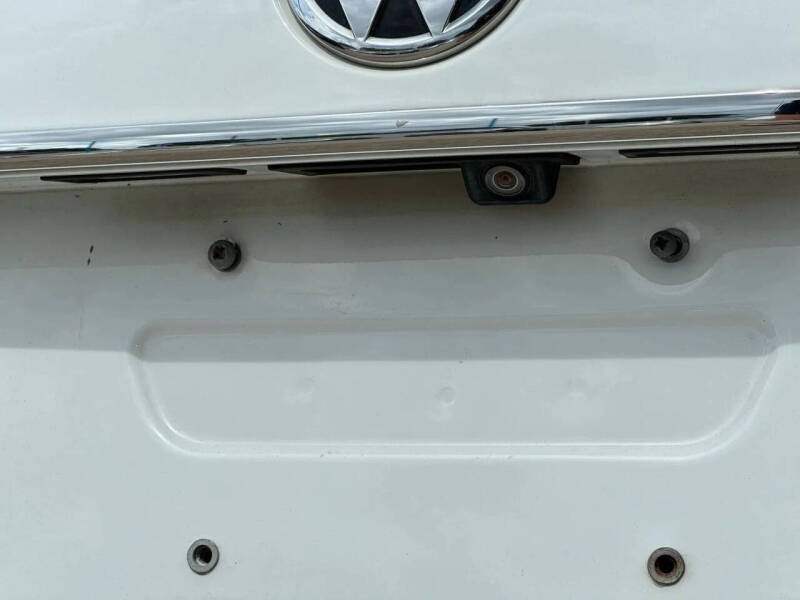 2017 Volkswagen Passat 1.8T SE