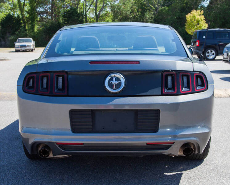2013 Ford Mustang V6