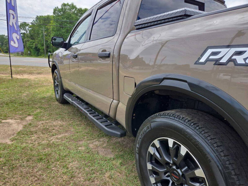 2020 Nissan Titan