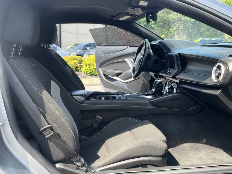 2019 Chevrolet Camaro LS