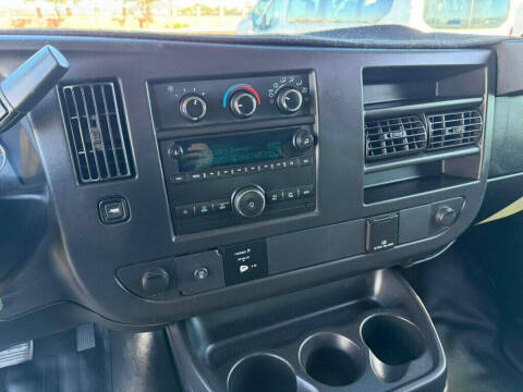 2017 Chevrolet Express 2500