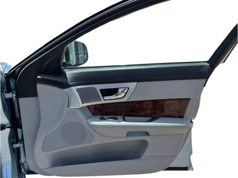 2012 Jaguar XF