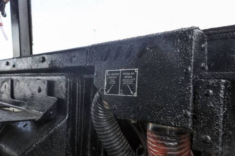 2006 AM General Hummer