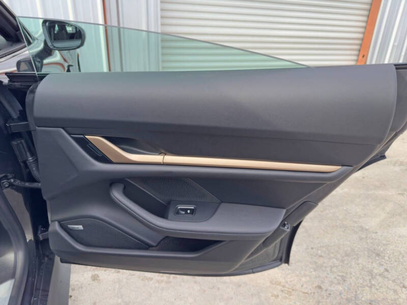 2025 Porsche Taycan 4S