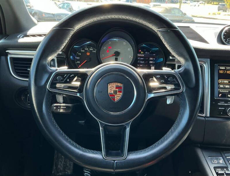 2015 Porsche Macan S