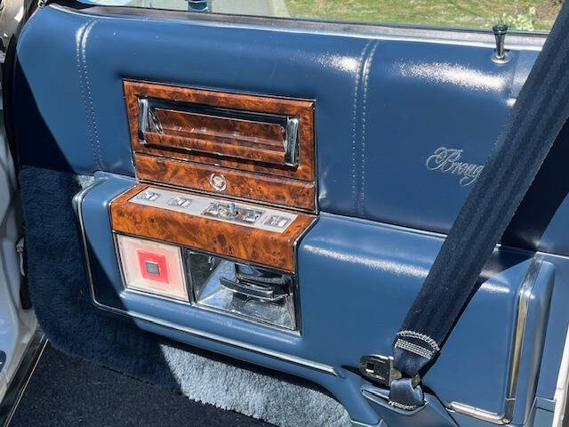 1991 Cadillac Brougham