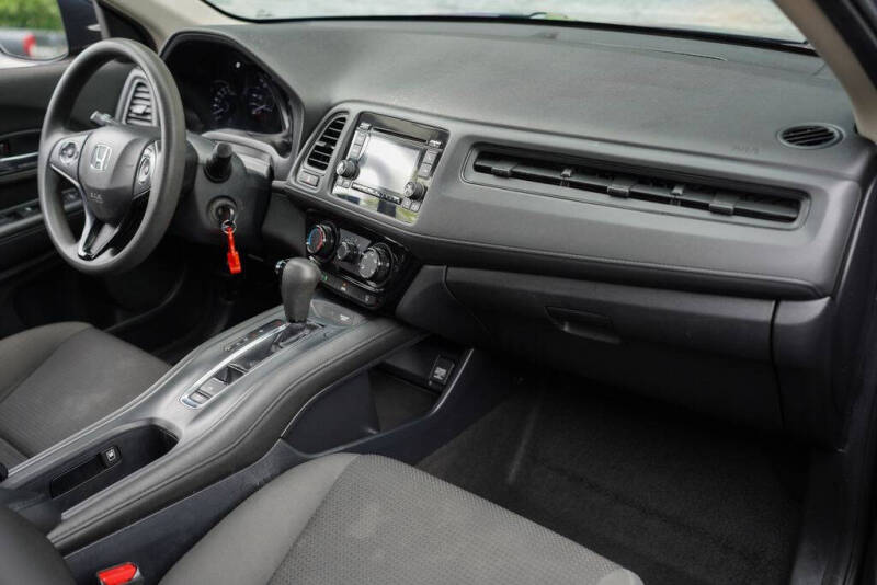 2022 Honda HR-V LX