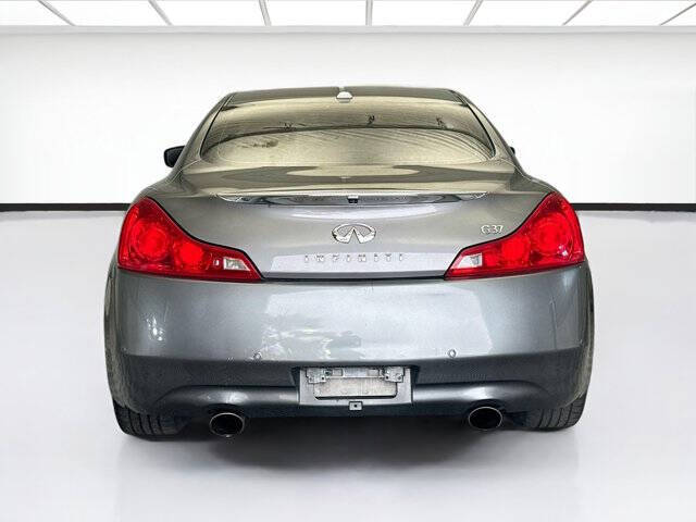 2011 Infiniti G37 Coupe Journey