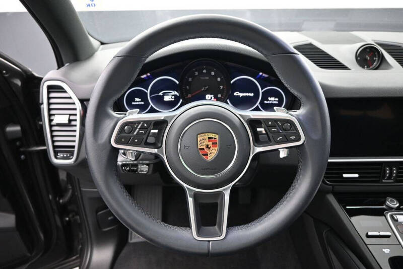 2023 Porsche Cayenne
