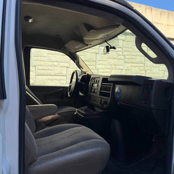 2020 Chevrolet Express 3500