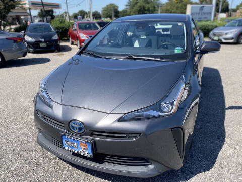 2019 Toyota Prius XLE