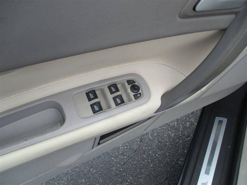 2009 Volvo C70 T5
