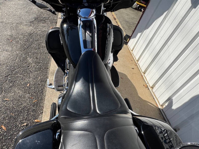 2015 Harley-Davidson FLHTK -