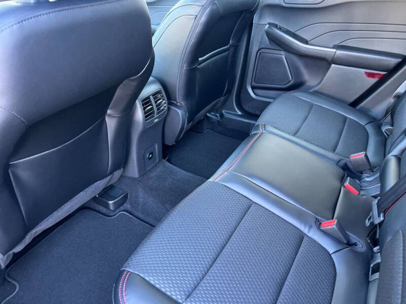 2025 Ford Escape ST-Line