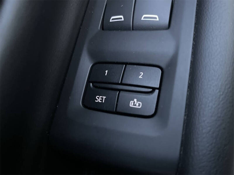 2021 GMC Yukon XL AT4