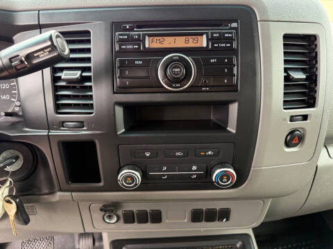 2013 Nissan NV 1500 SV