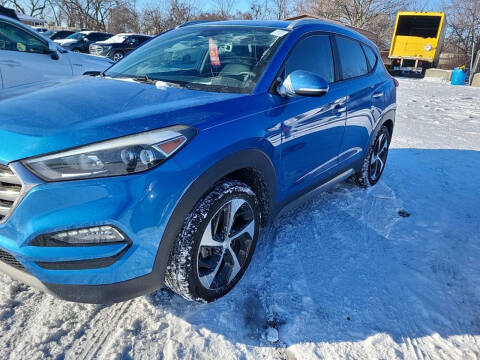 2017 Hyundai Tucson for sale at Valpo Motors in Valparaiso IN