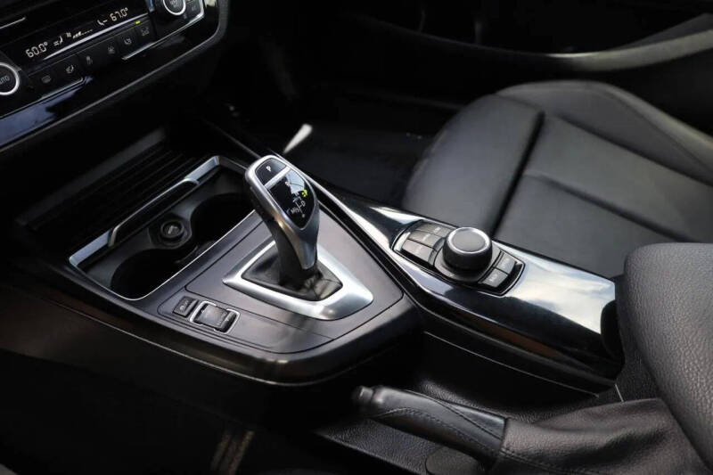 2018 BMW 2 Series 230i