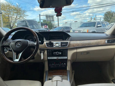 2014 Mercedes-Benz E-Class