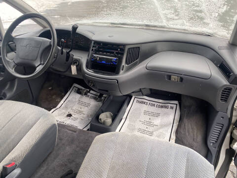 1992 Toyota Previa LE